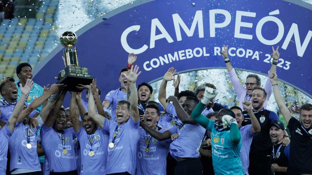 IDV Campeón Recopa